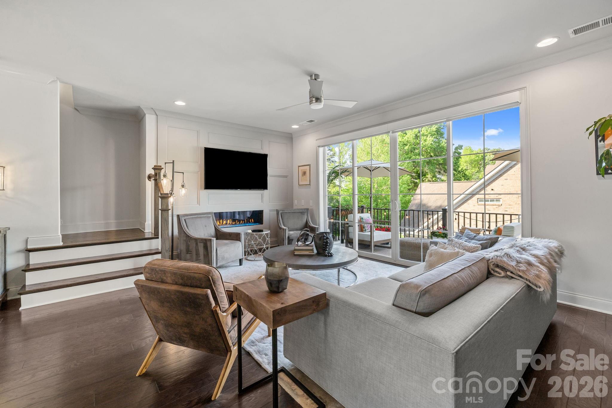 1241 Cotswold Place — Charlotte