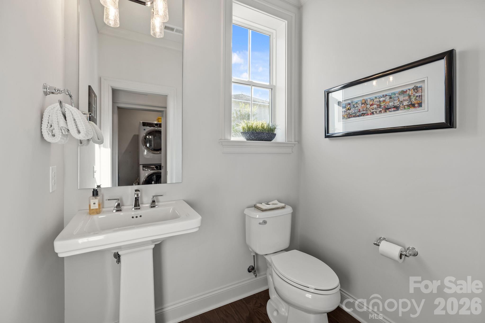 1241 Cotswold Place — Charlotte