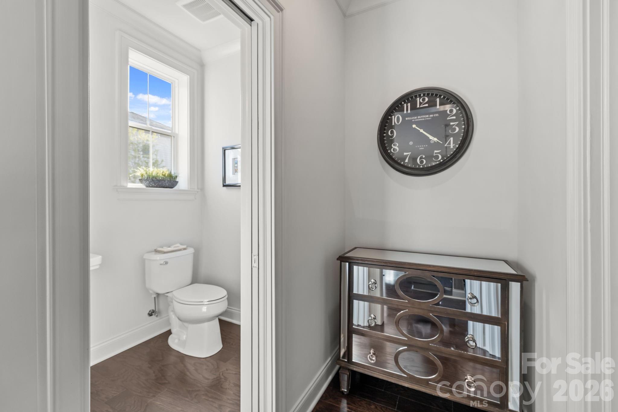 1241 Cotswold Place — Charlotte