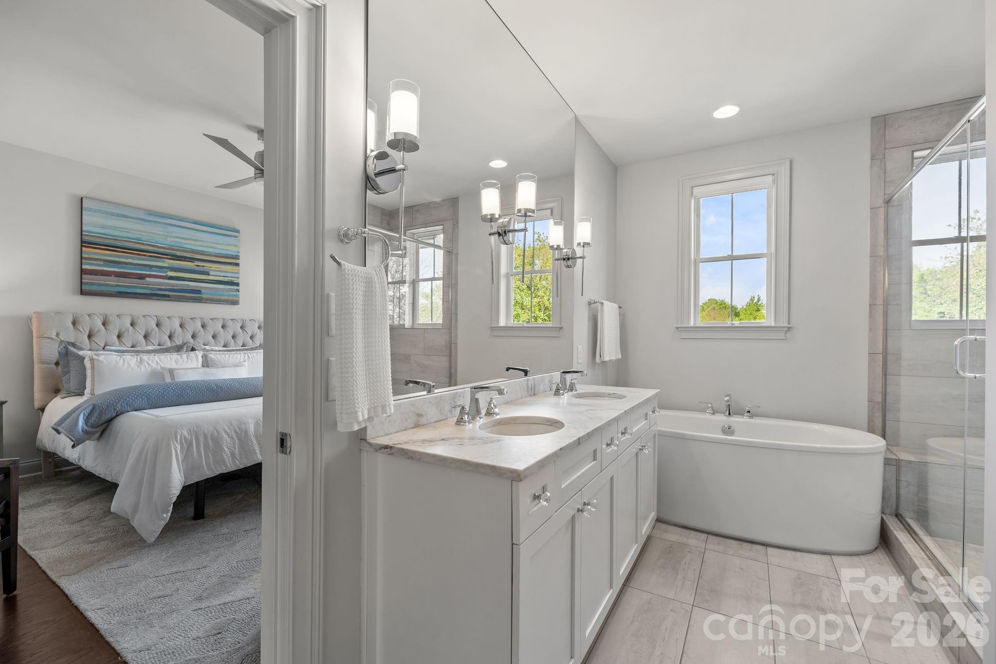 1241 Cotswold Place — Charlotte