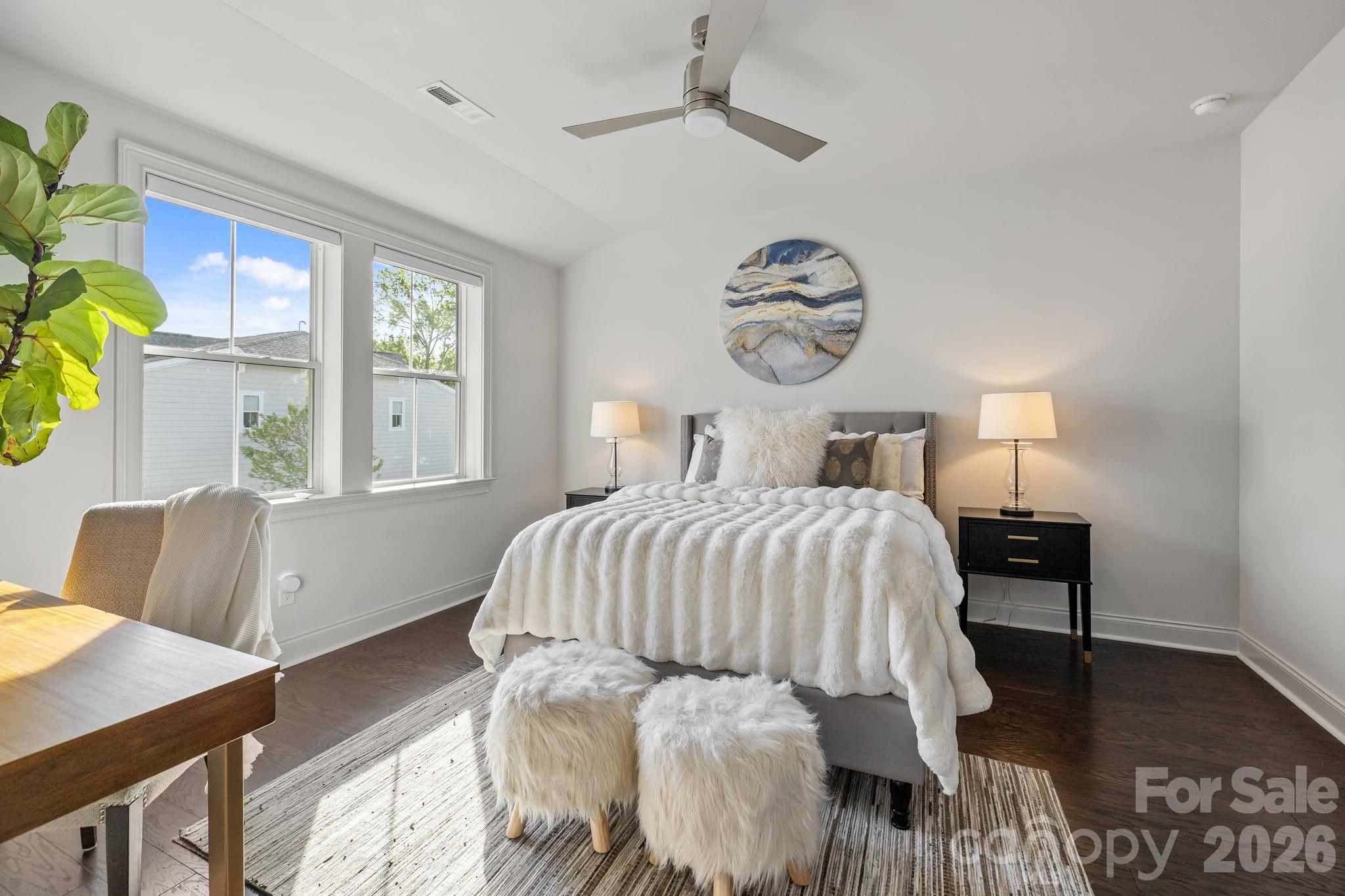 1241 Cotswold Place — Charlotte