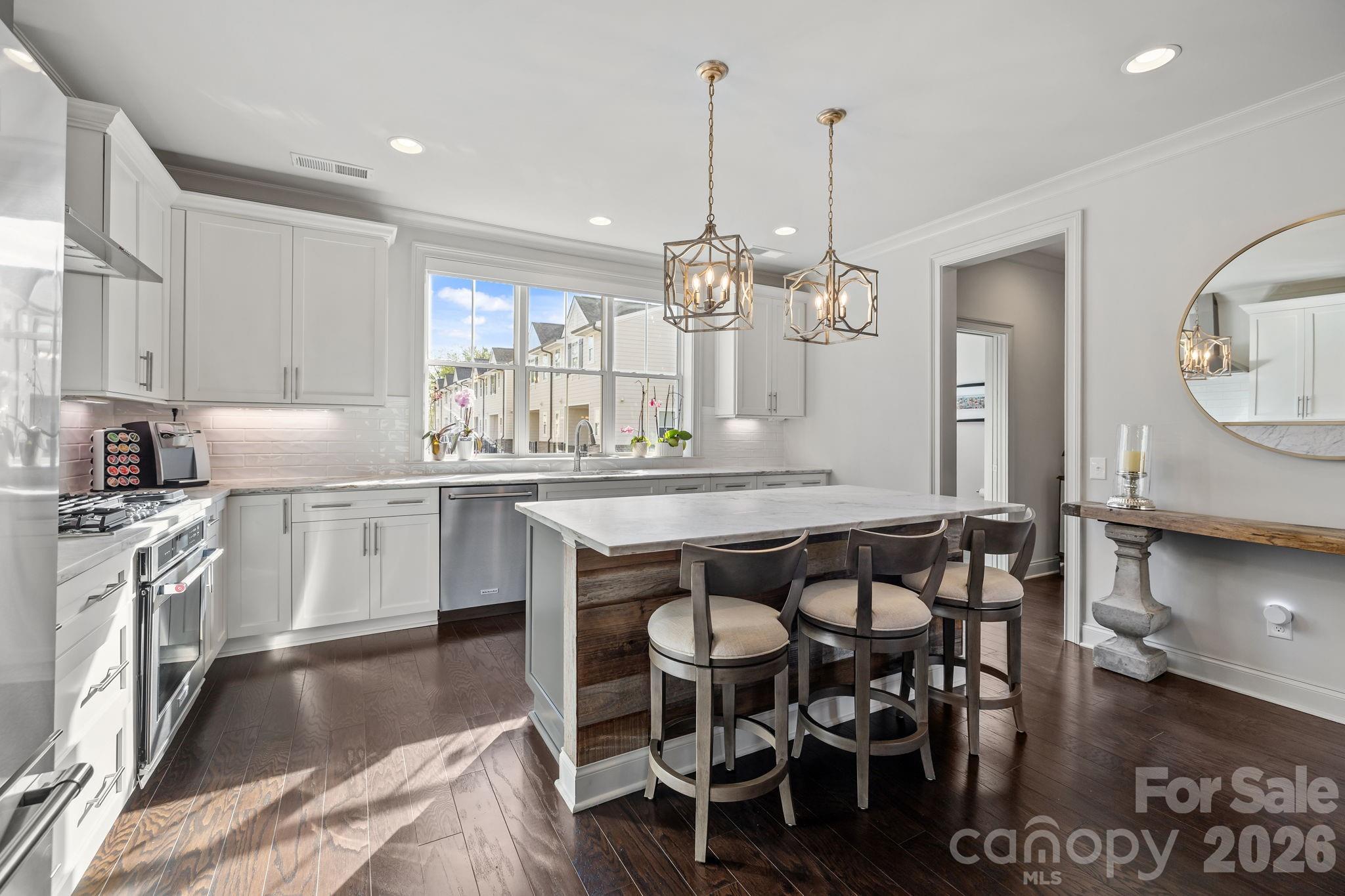 1241 Cotswold Place — Charlotte