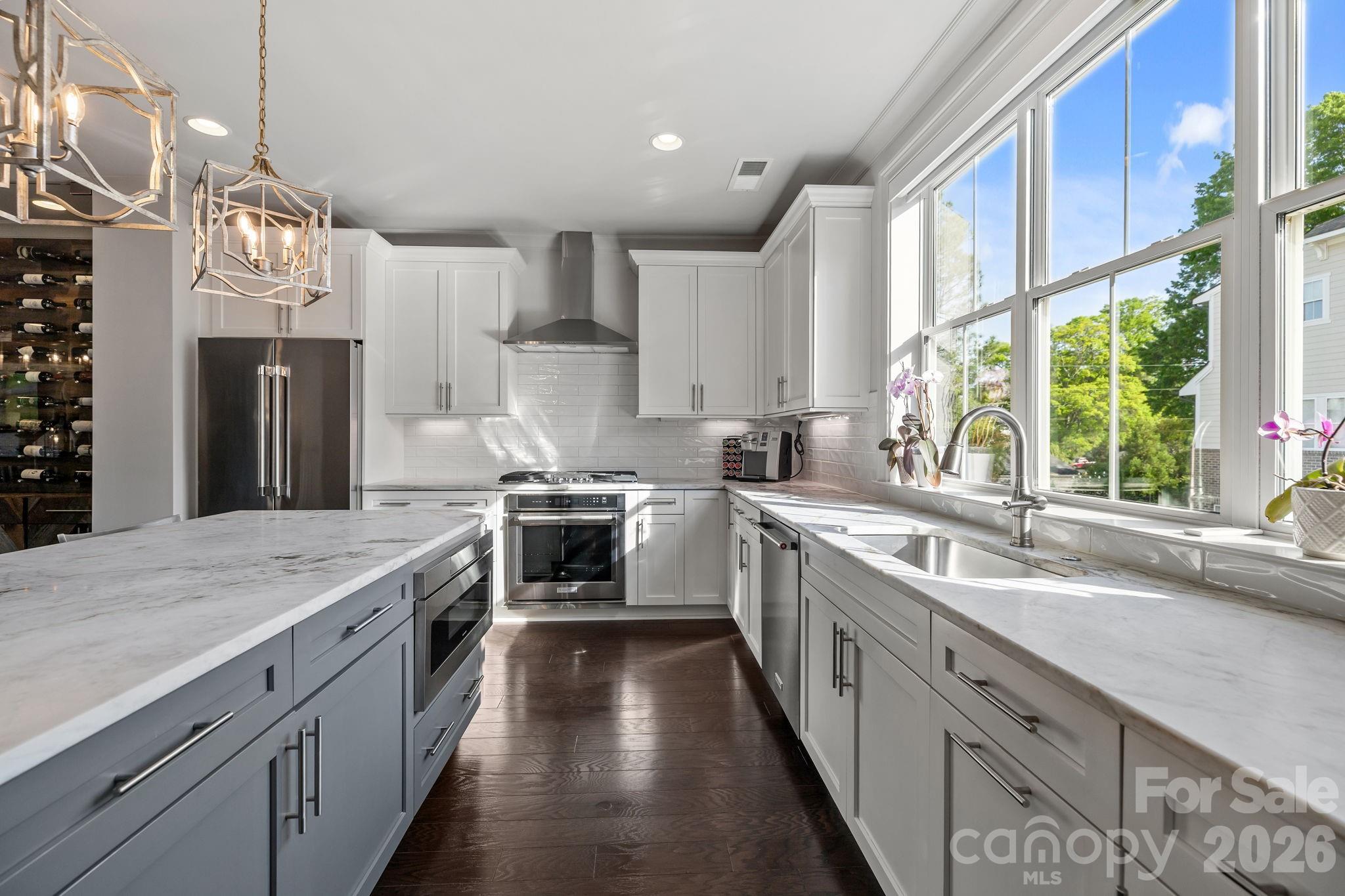 1241 Cotswold Place — Charlotte