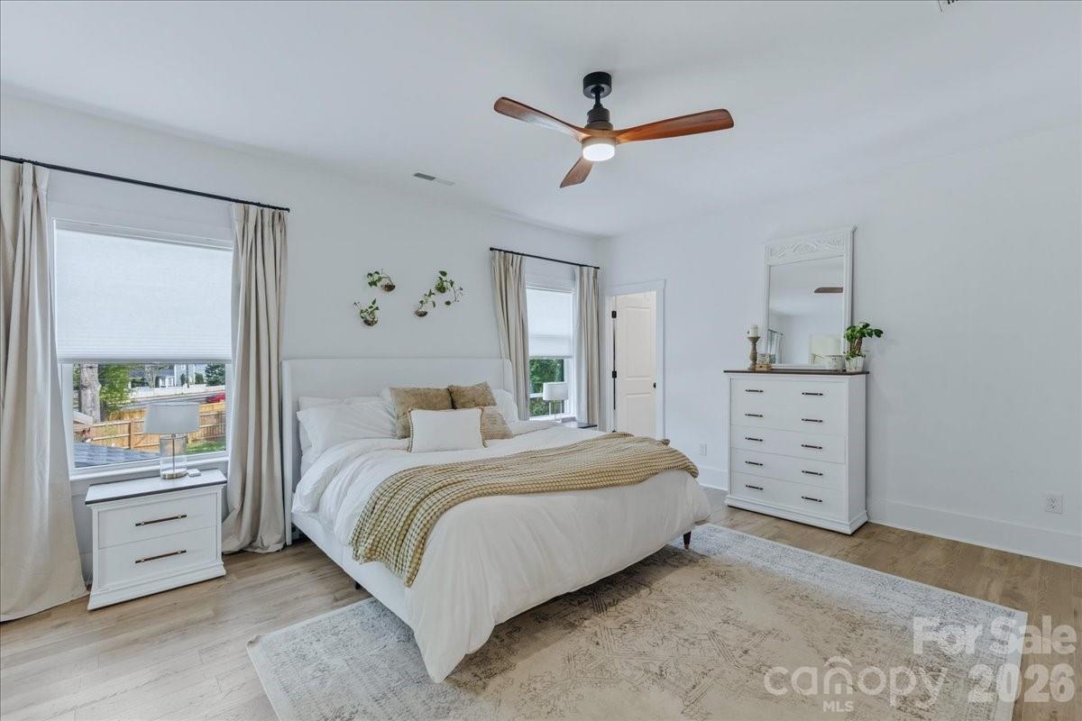 2904 Clemson Avenue — Charlotte
