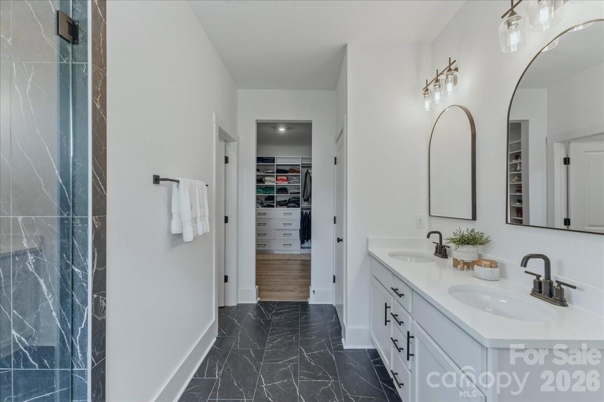 2904 Clemson Avenue — Charlotte