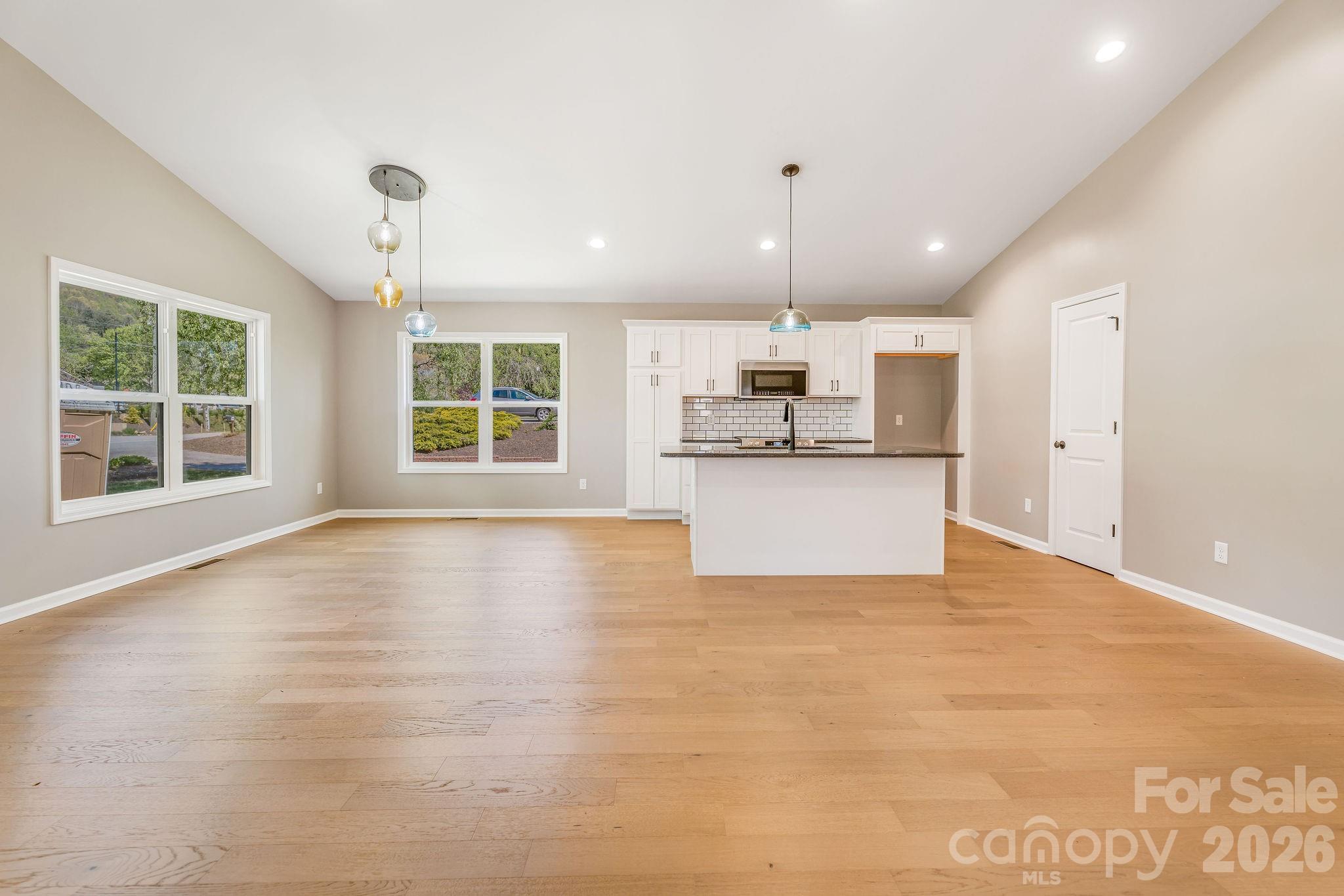 1196 Crabtree Road — Waynesville