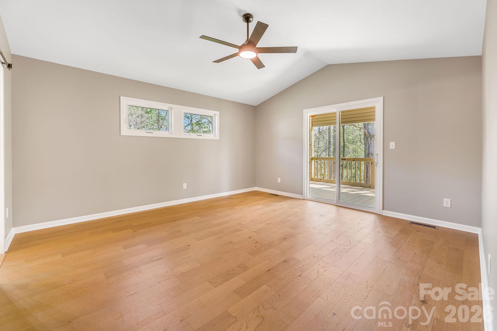 1196 Crabtree Road — Waynesville