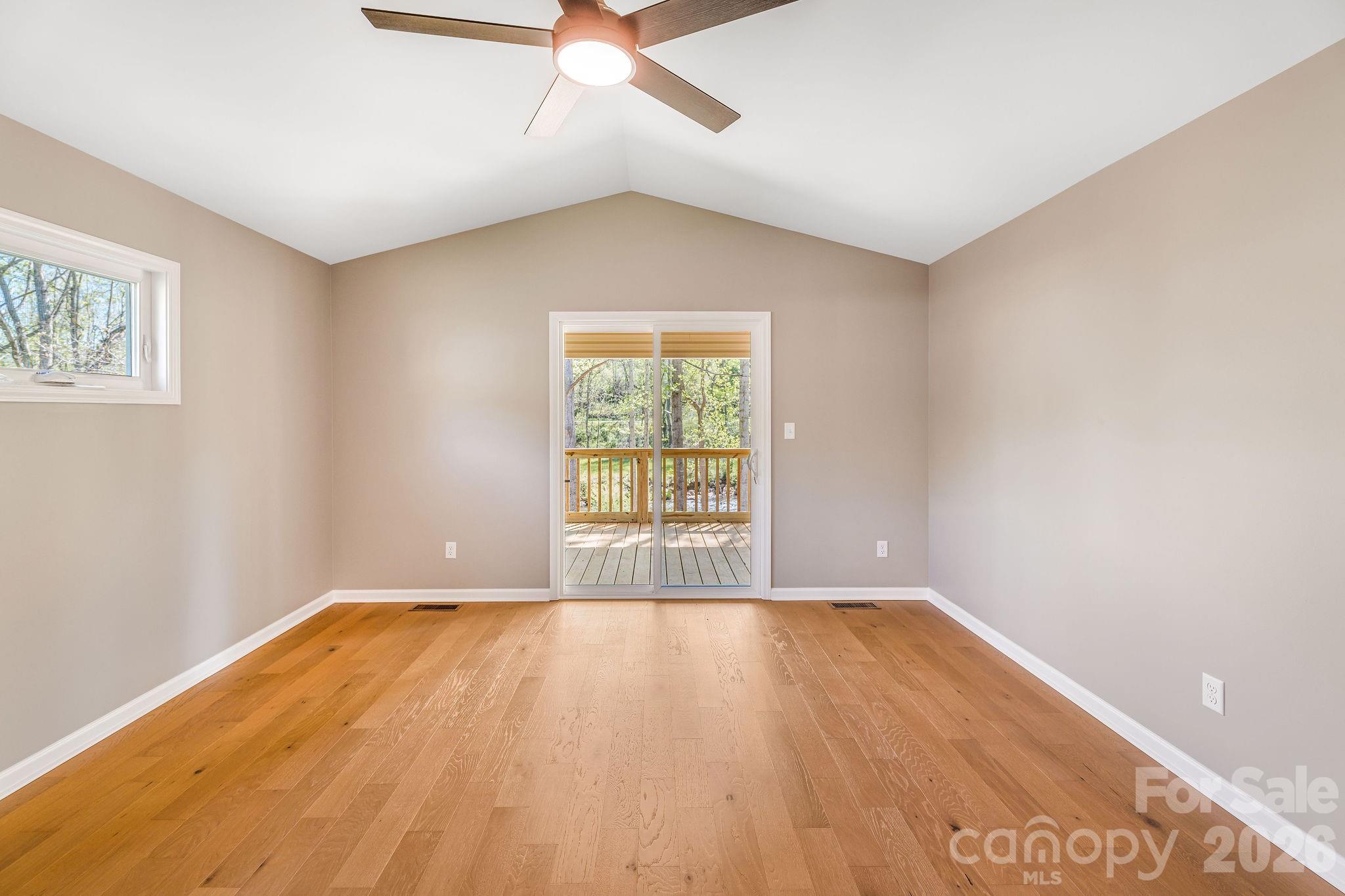 1196 Crabtree Road — Waynesville