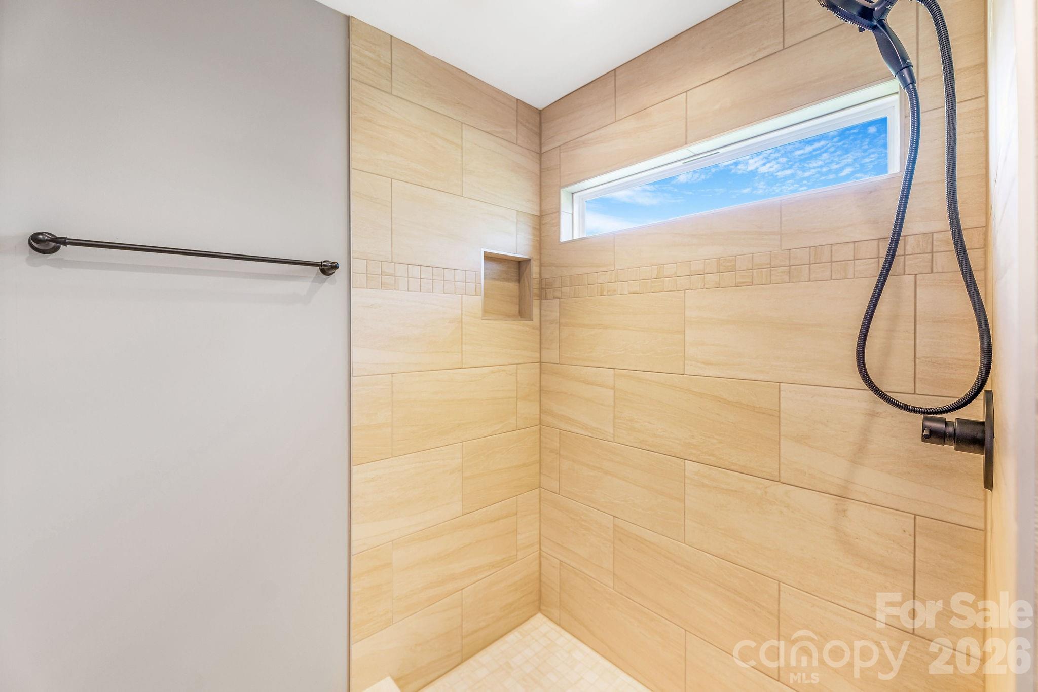 1196 Crabtree Road — Waynesville