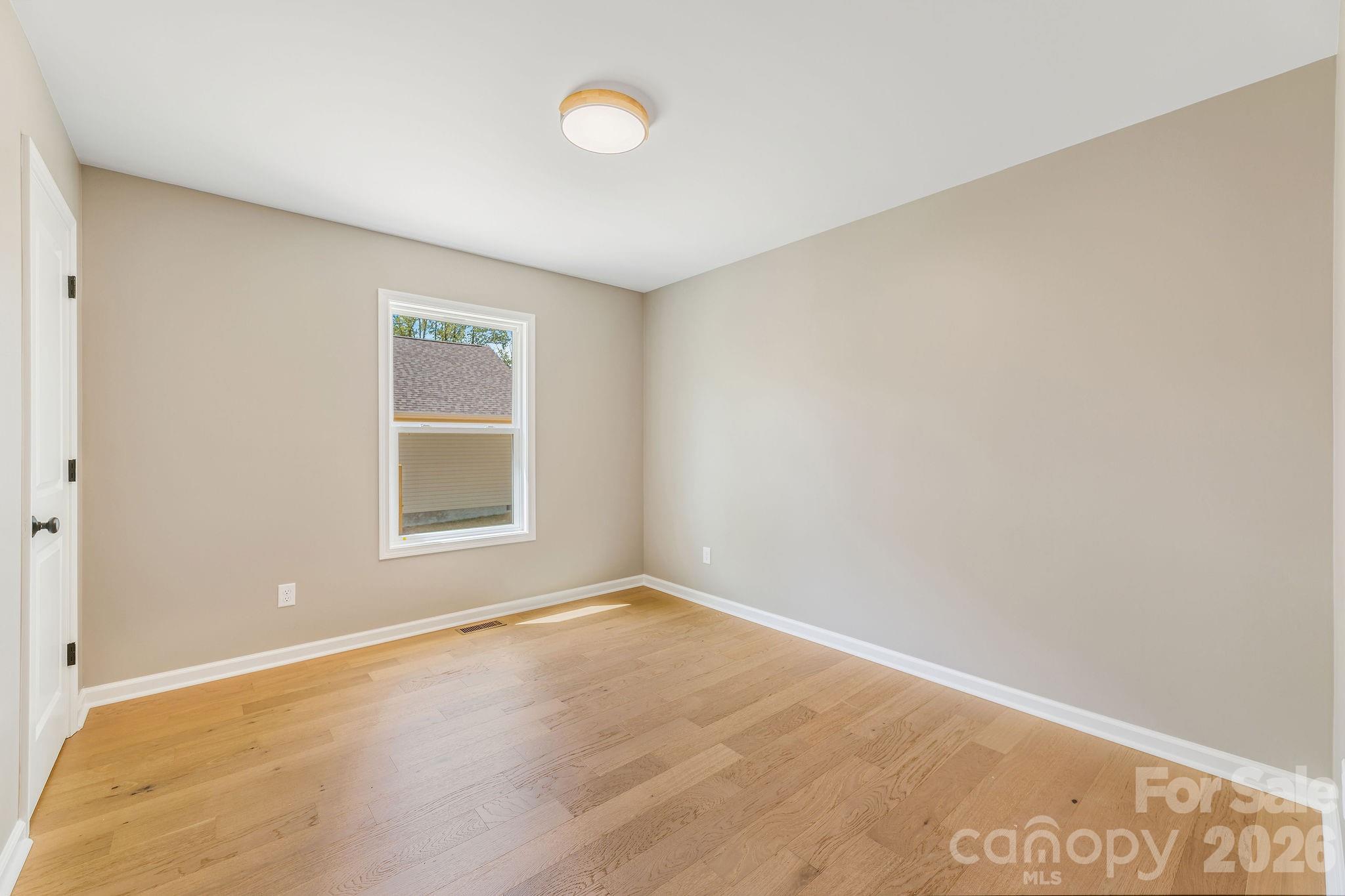 1196 Crabtree Road — Waynesville