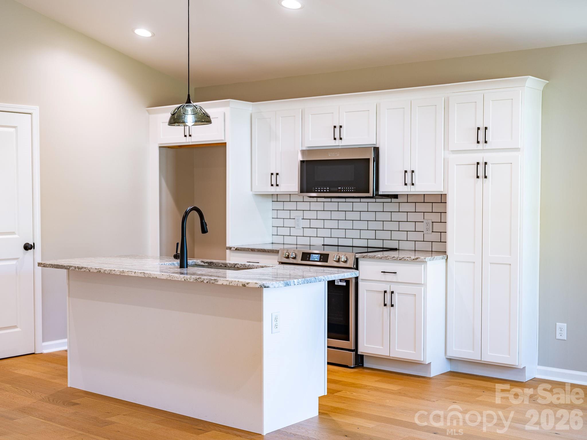 1182 Crabtree Road — Waynesville