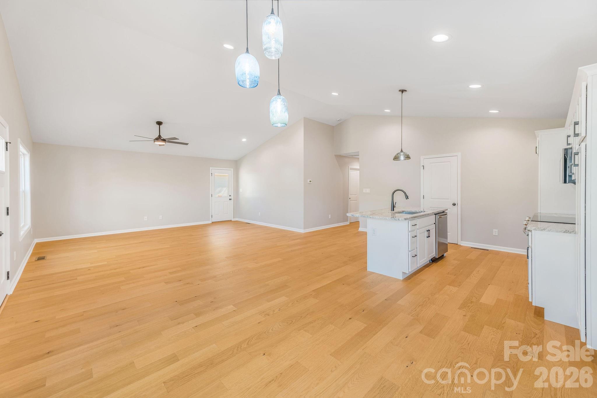 1182 Crabtree Road — Waynesville