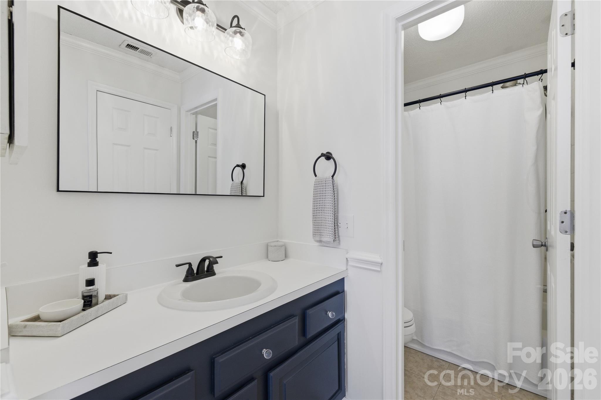 308 Queens Road #32 — Charlotte