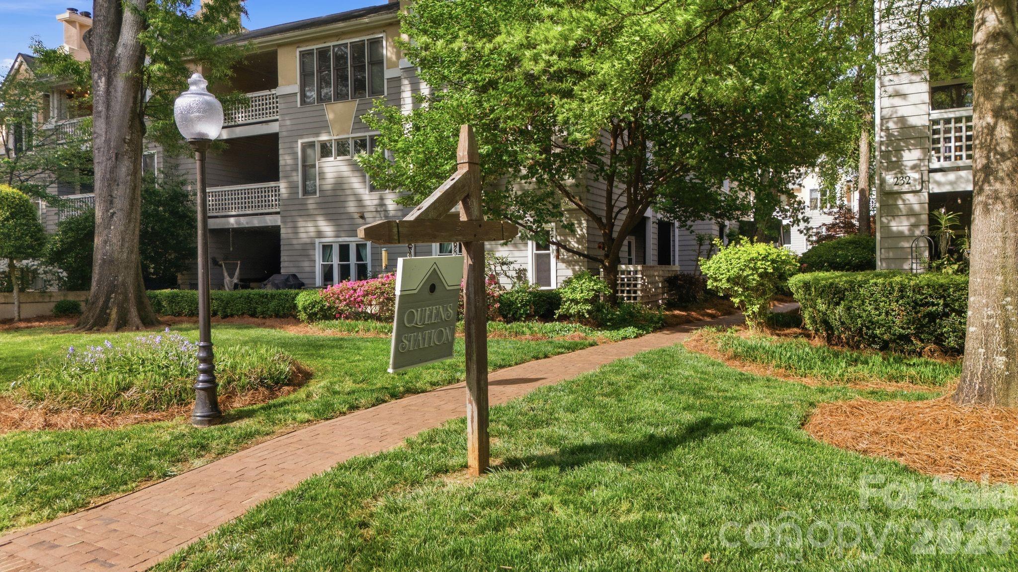308 Queens Road #32 — Charlotte