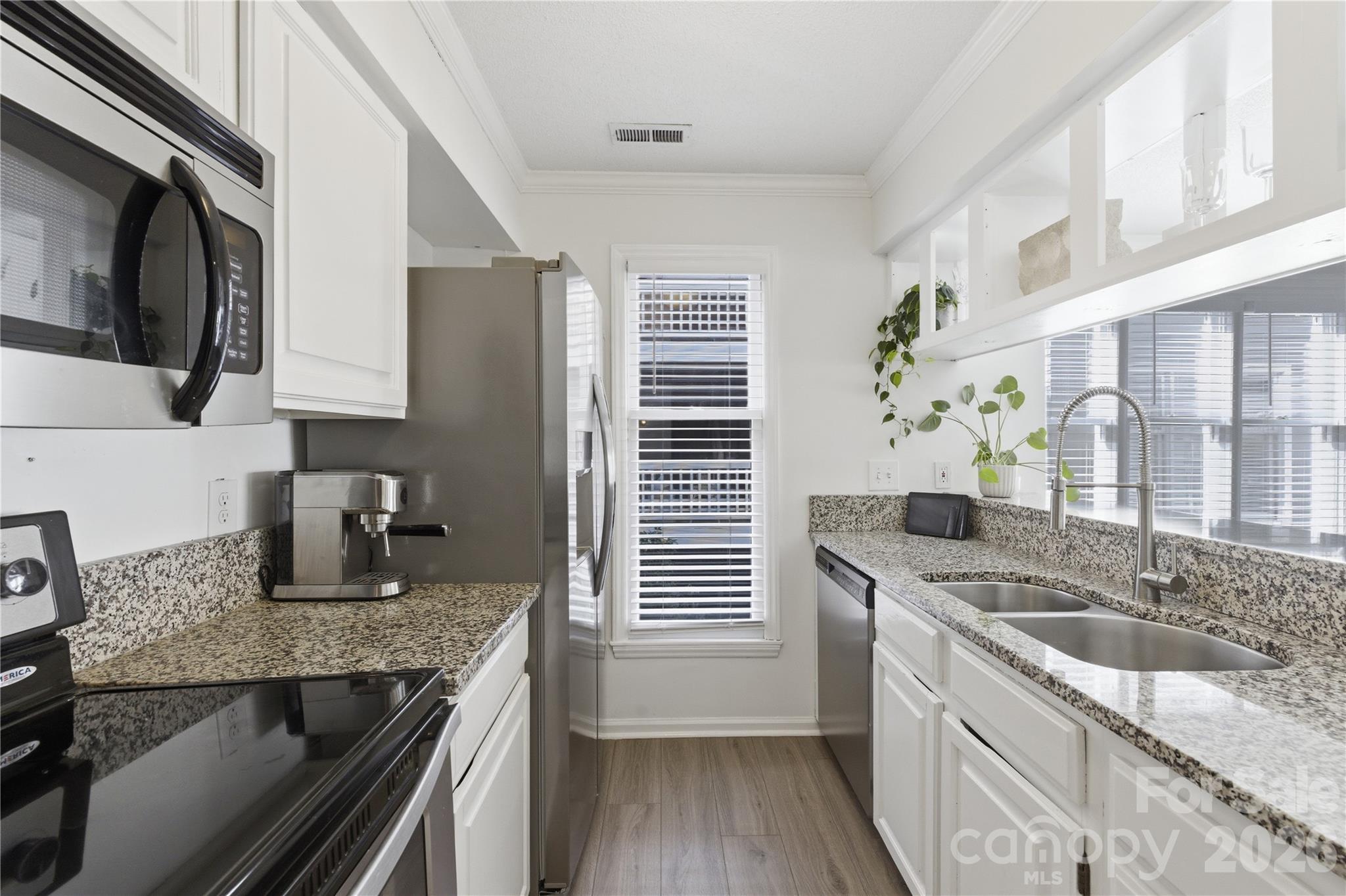 308 Queens Road #32 — Charlotte