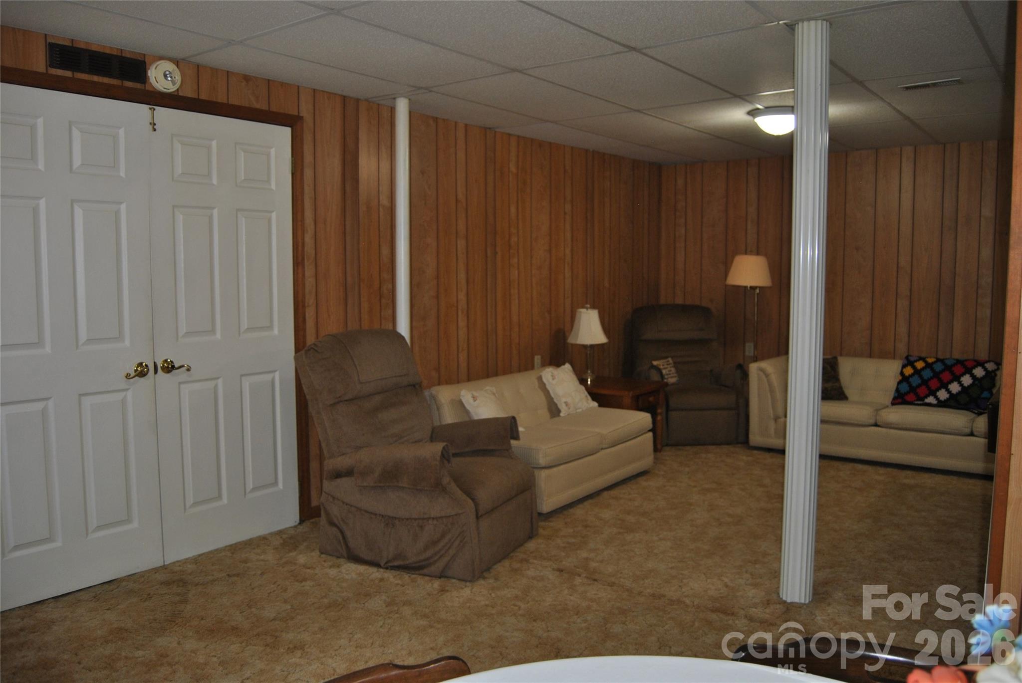 909 Timberlane Drive — Mount Holly