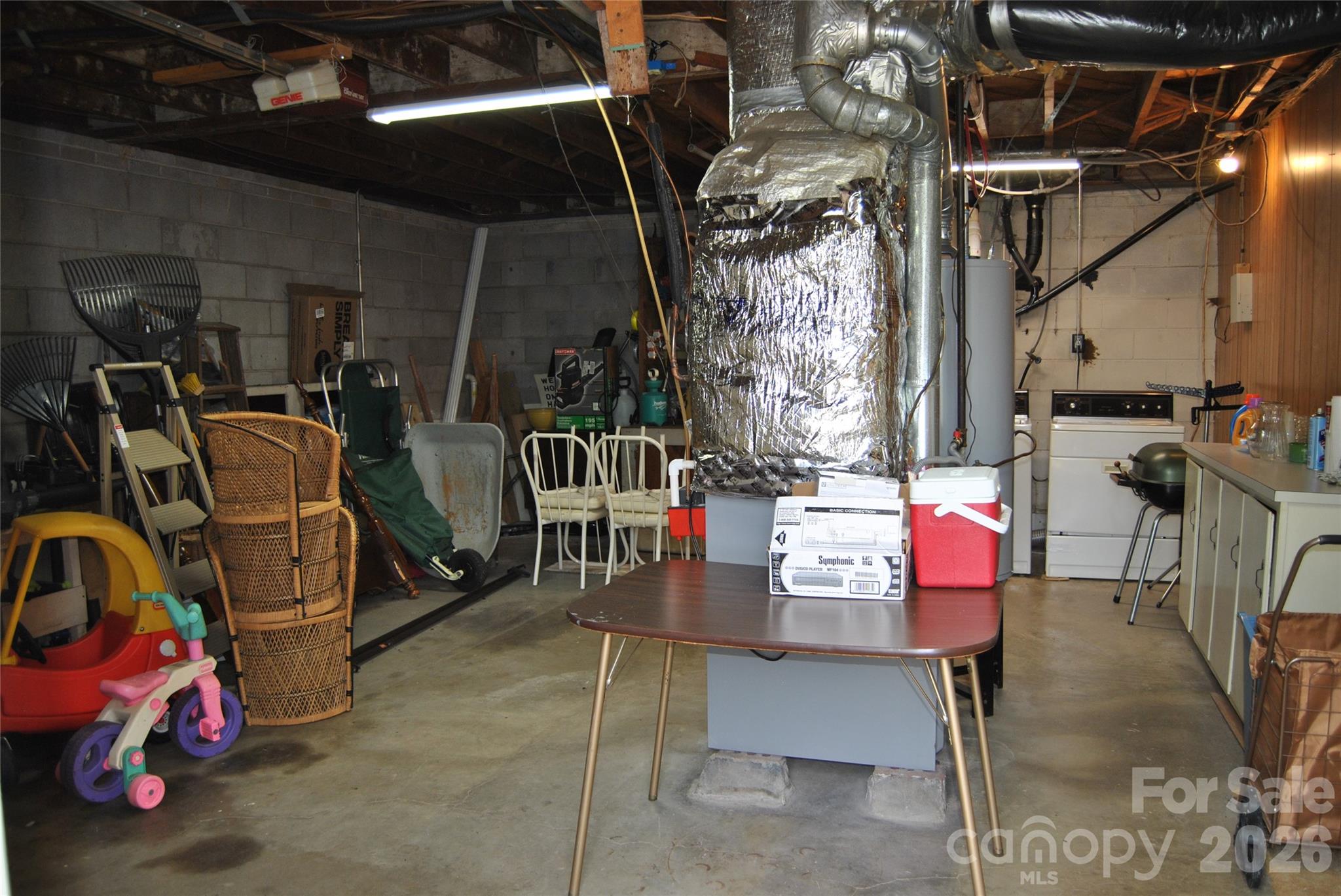909 Timberlane Drive — Mount Holly