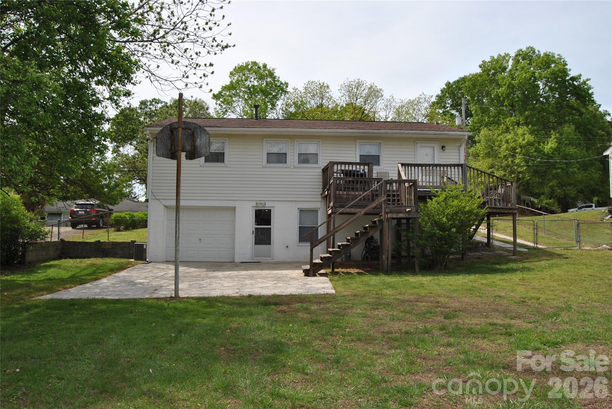 909 Timberlane Drive — Mount Holly