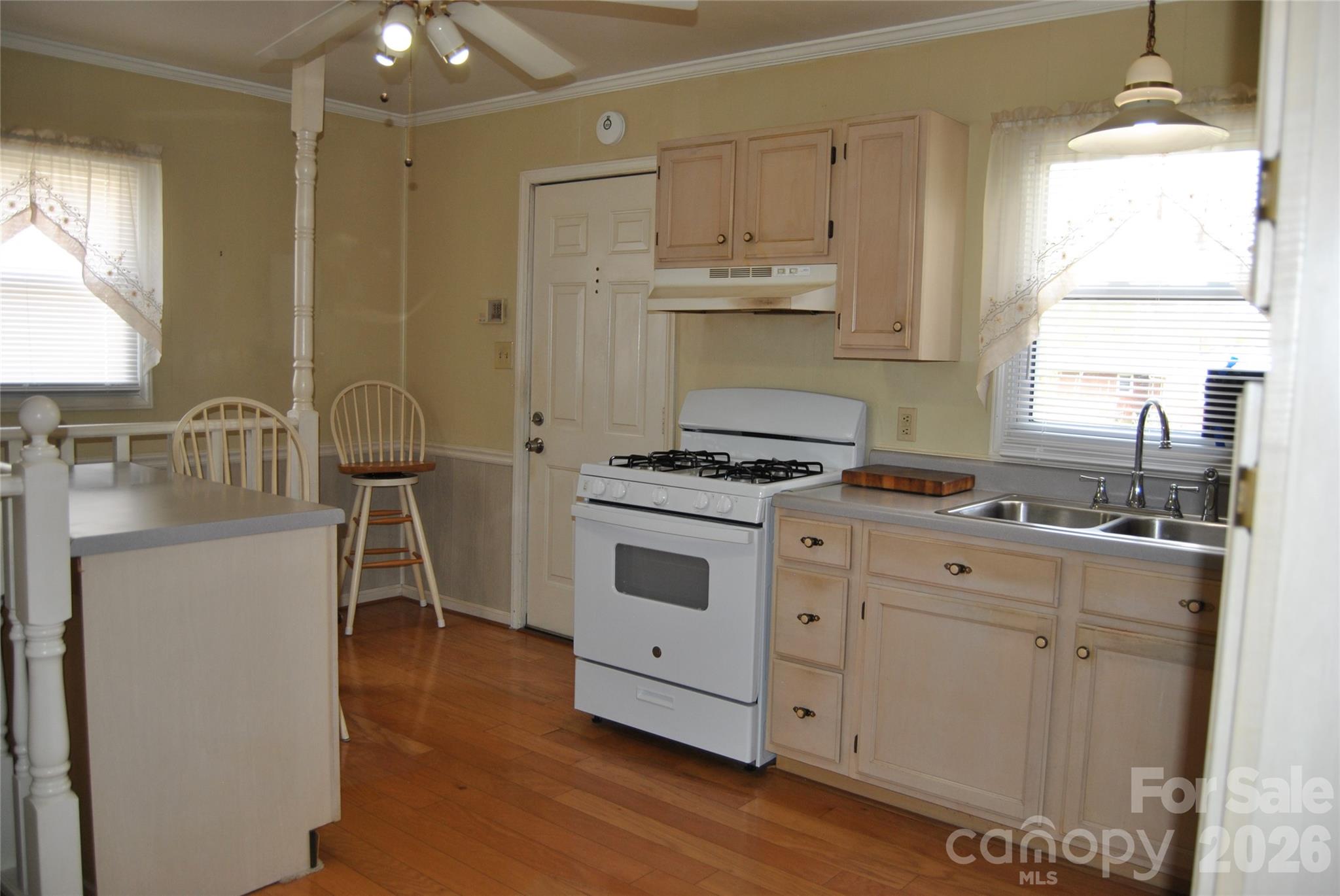 909 Timberlane Drive — Mount Holly