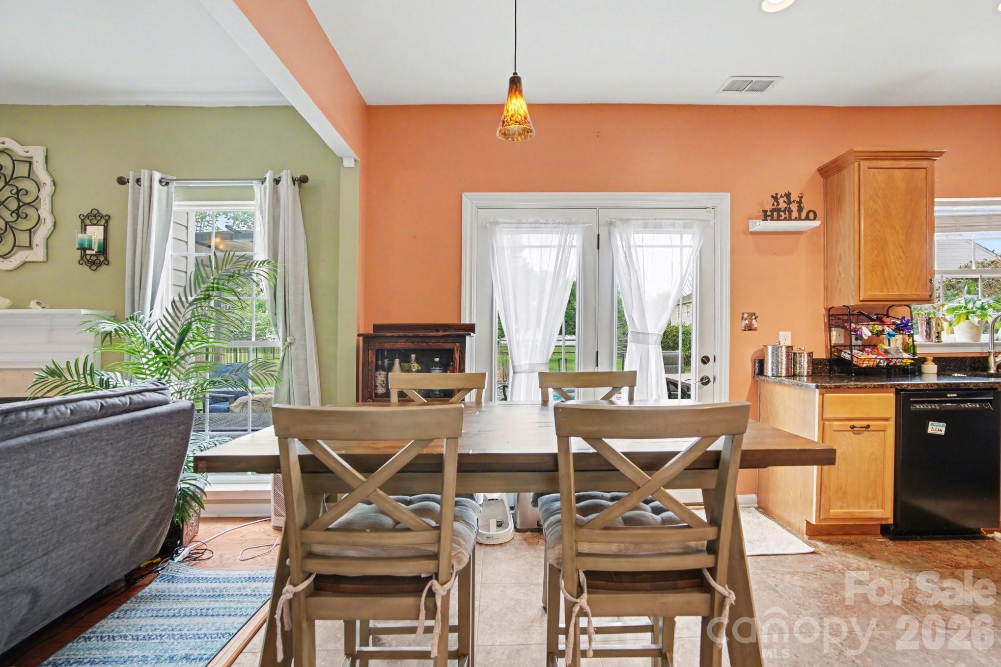 6128 Roseway Court — Harrisburg