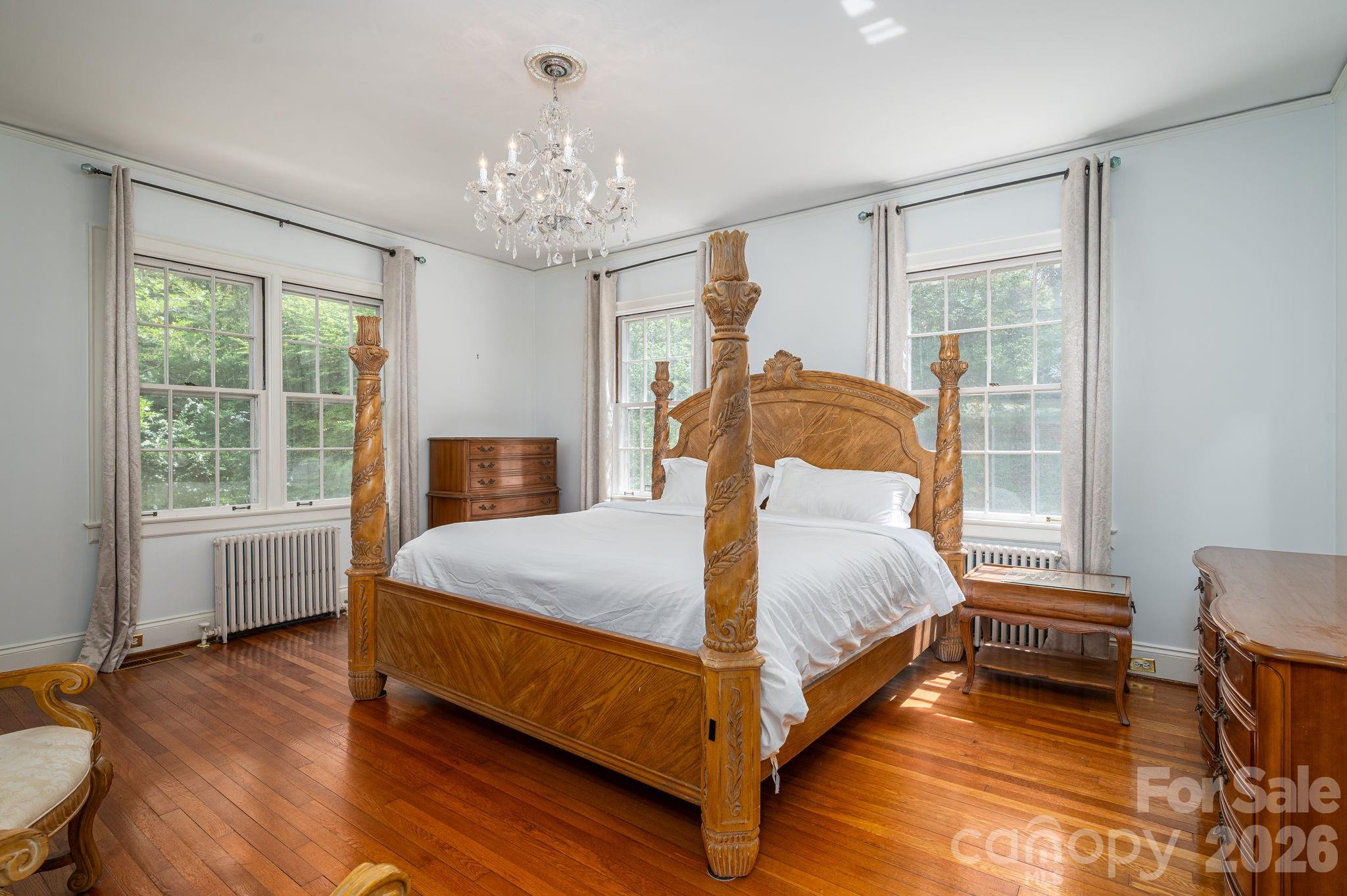 1233 General Hoke Drive — Lincolnton