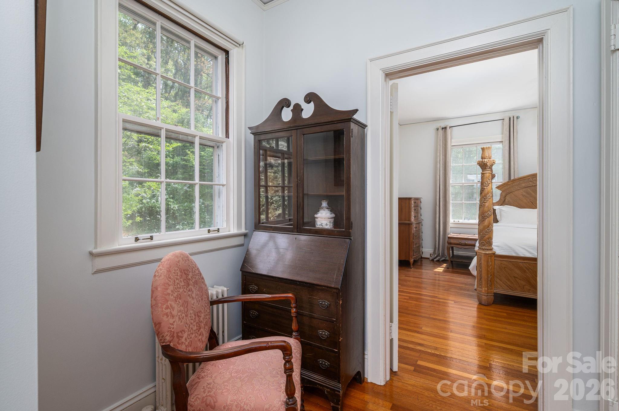 1233 General Hoke Drive — Lincolnton