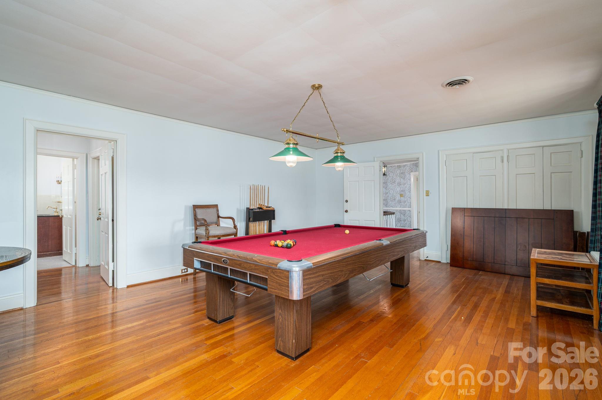 1233 General Hoke Drive — Lincolnton