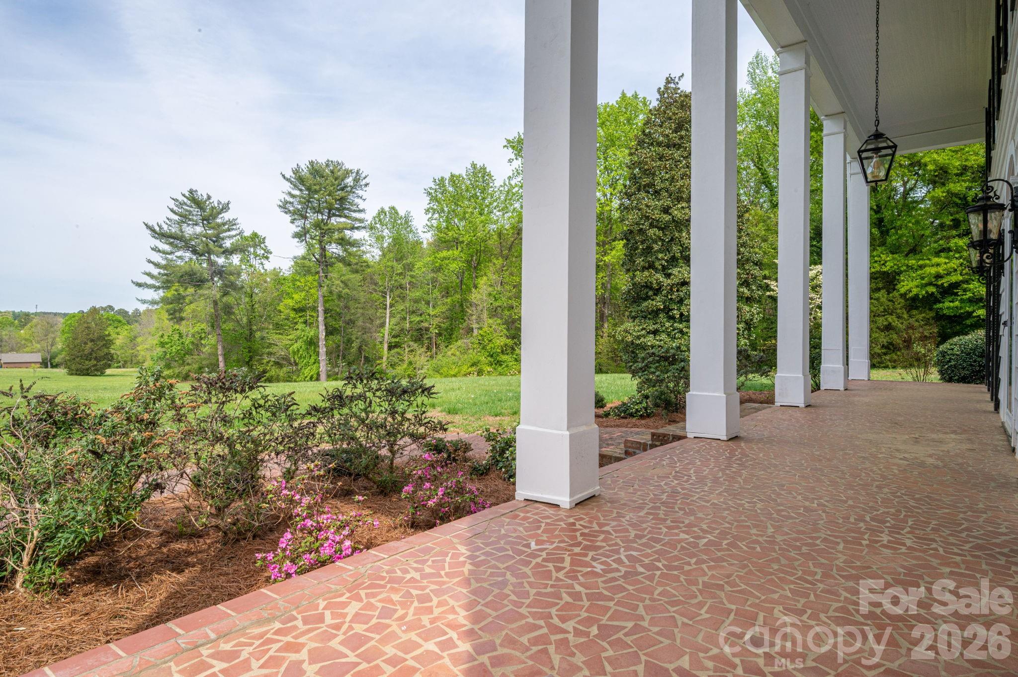1233 General Hoke Drive — Lincolnton