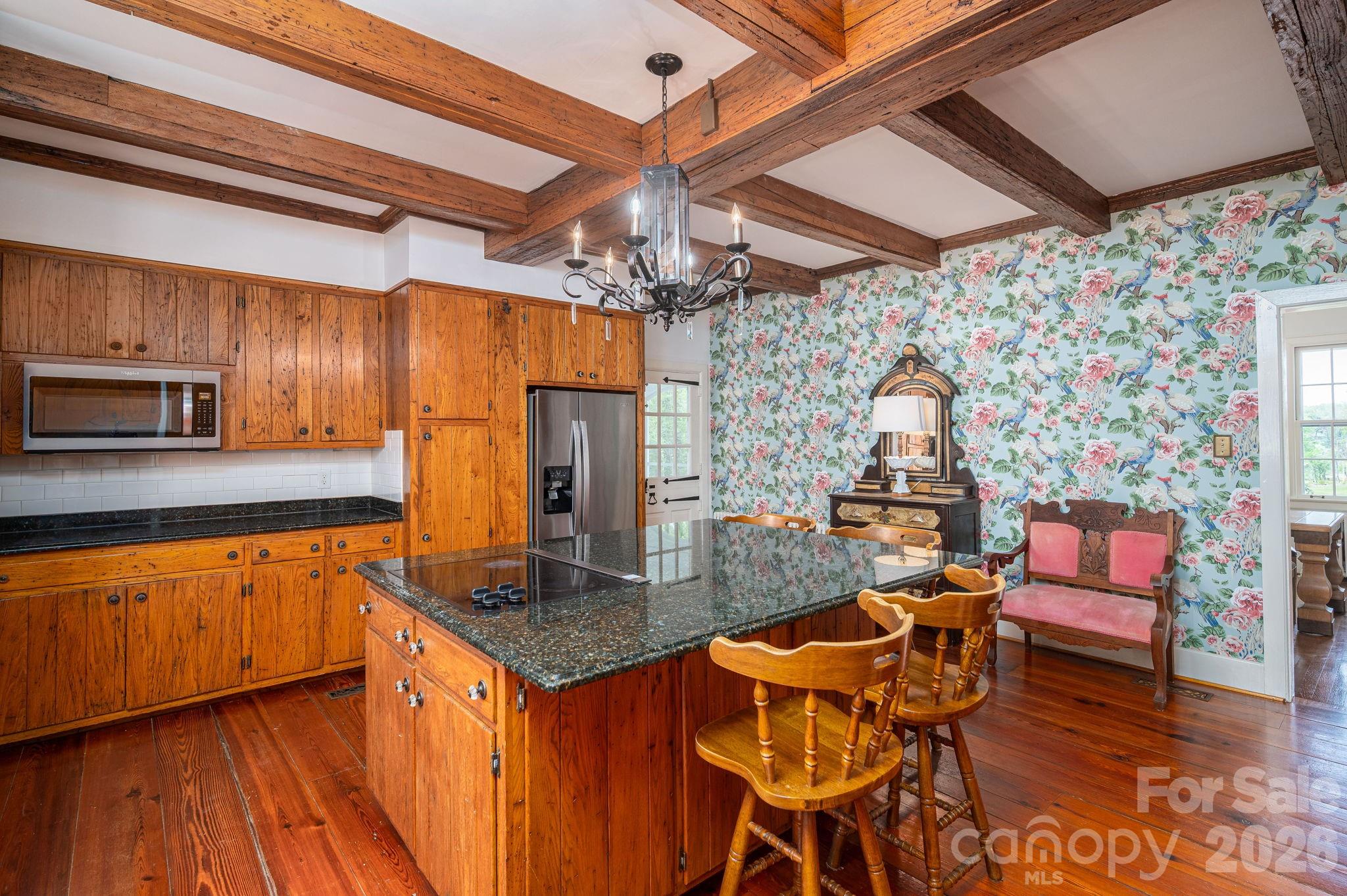 1233 General Hoke Drive — Lincolnton