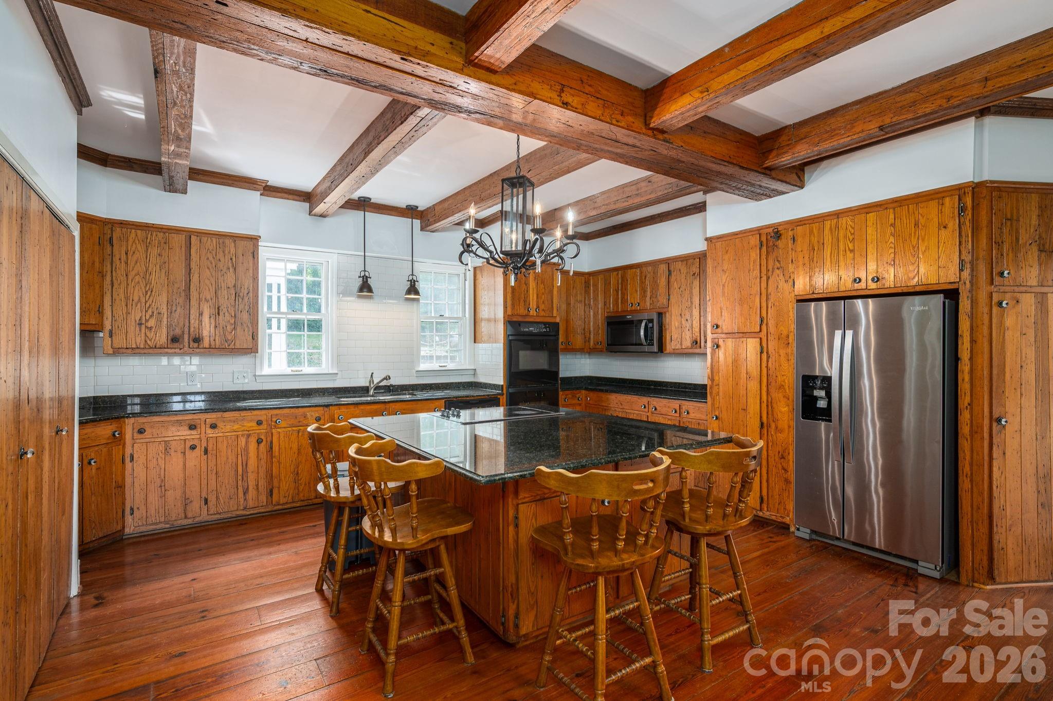 1233 General Hoke Drive — Lincolnton