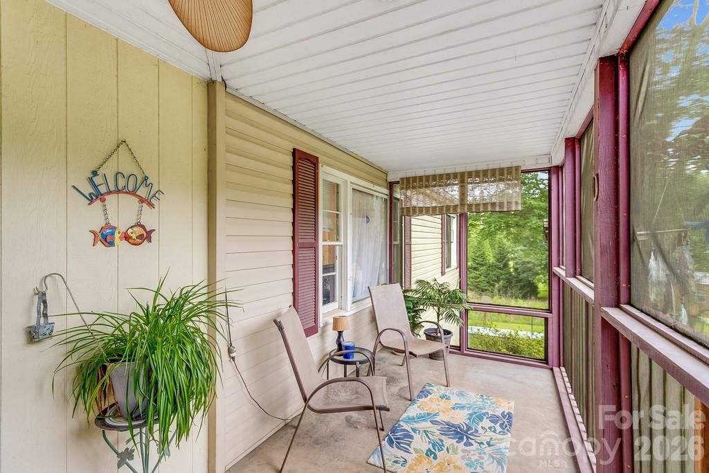 3 Odie Lane — Candler