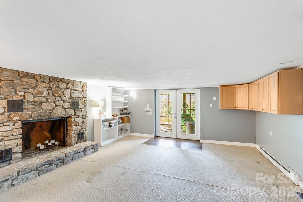 3 Odie Lane — Candler