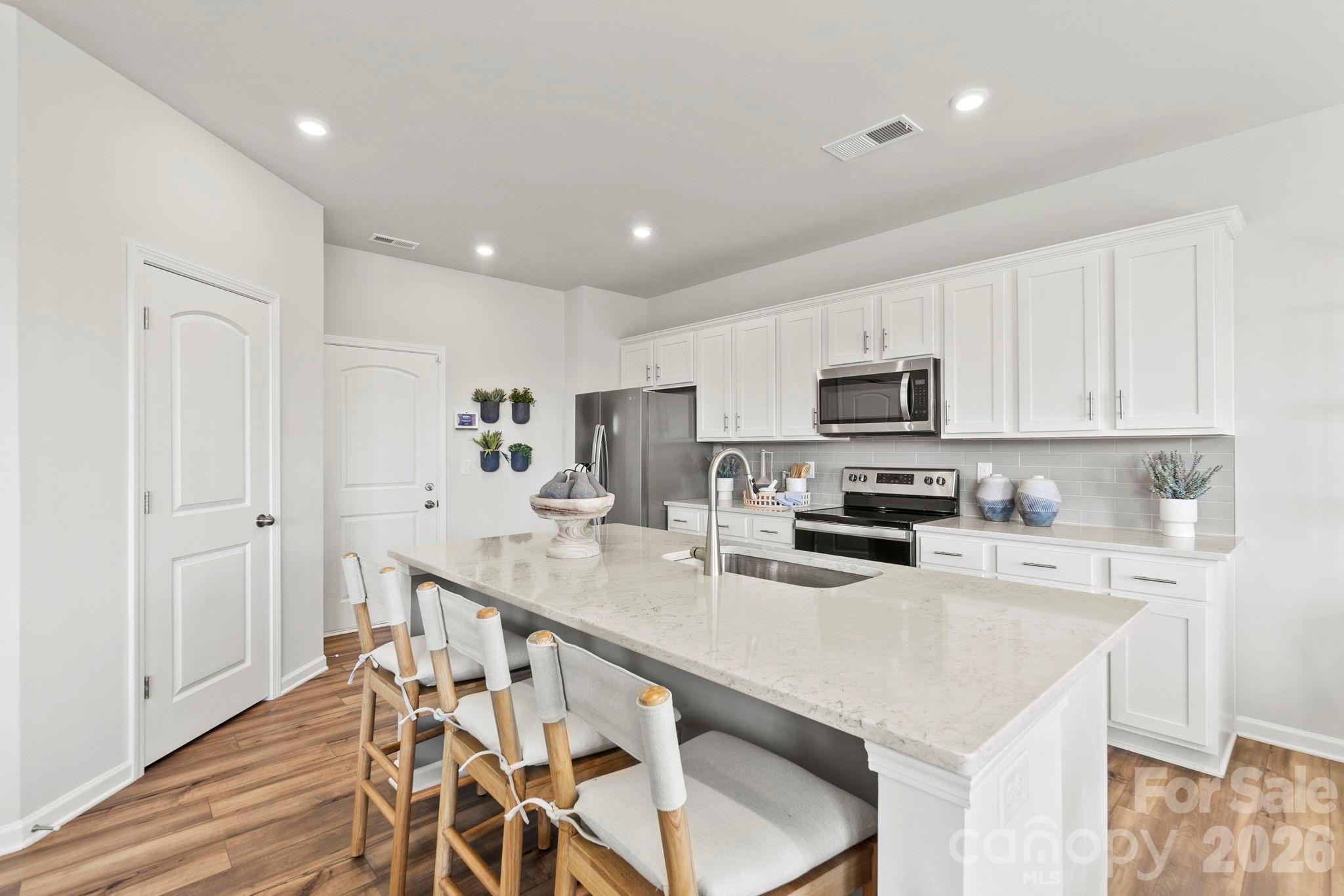 685 Cashion Road — York
