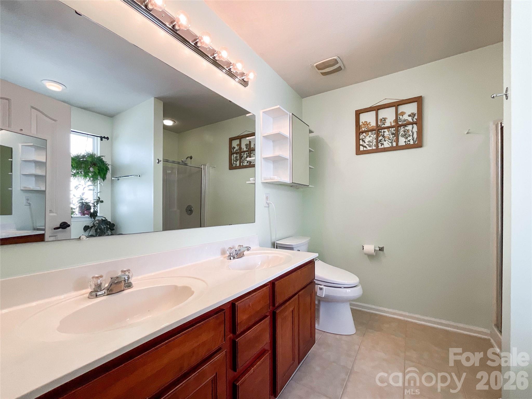 15137 Oldcorn Lane — Charlotte