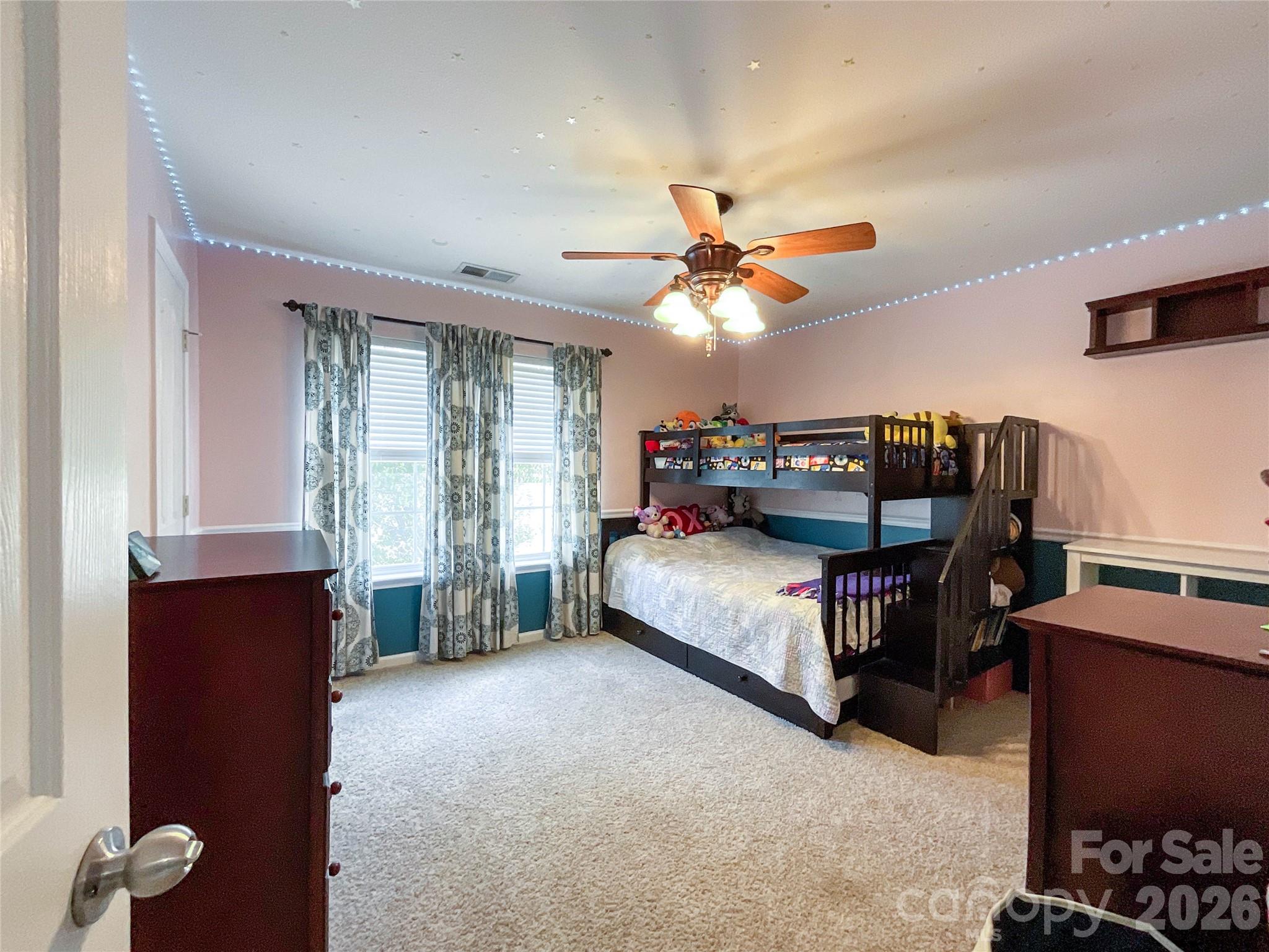 15137 Oldcorn Lane — Charlotte