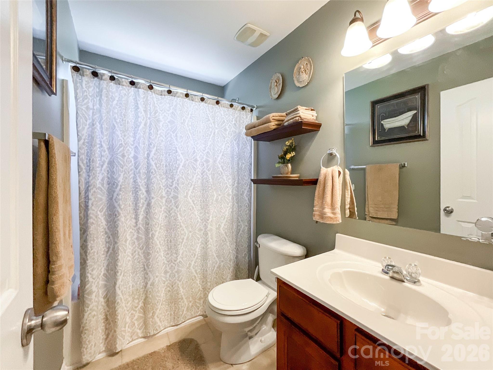 15137 Oldcorn Lane — Charlotte