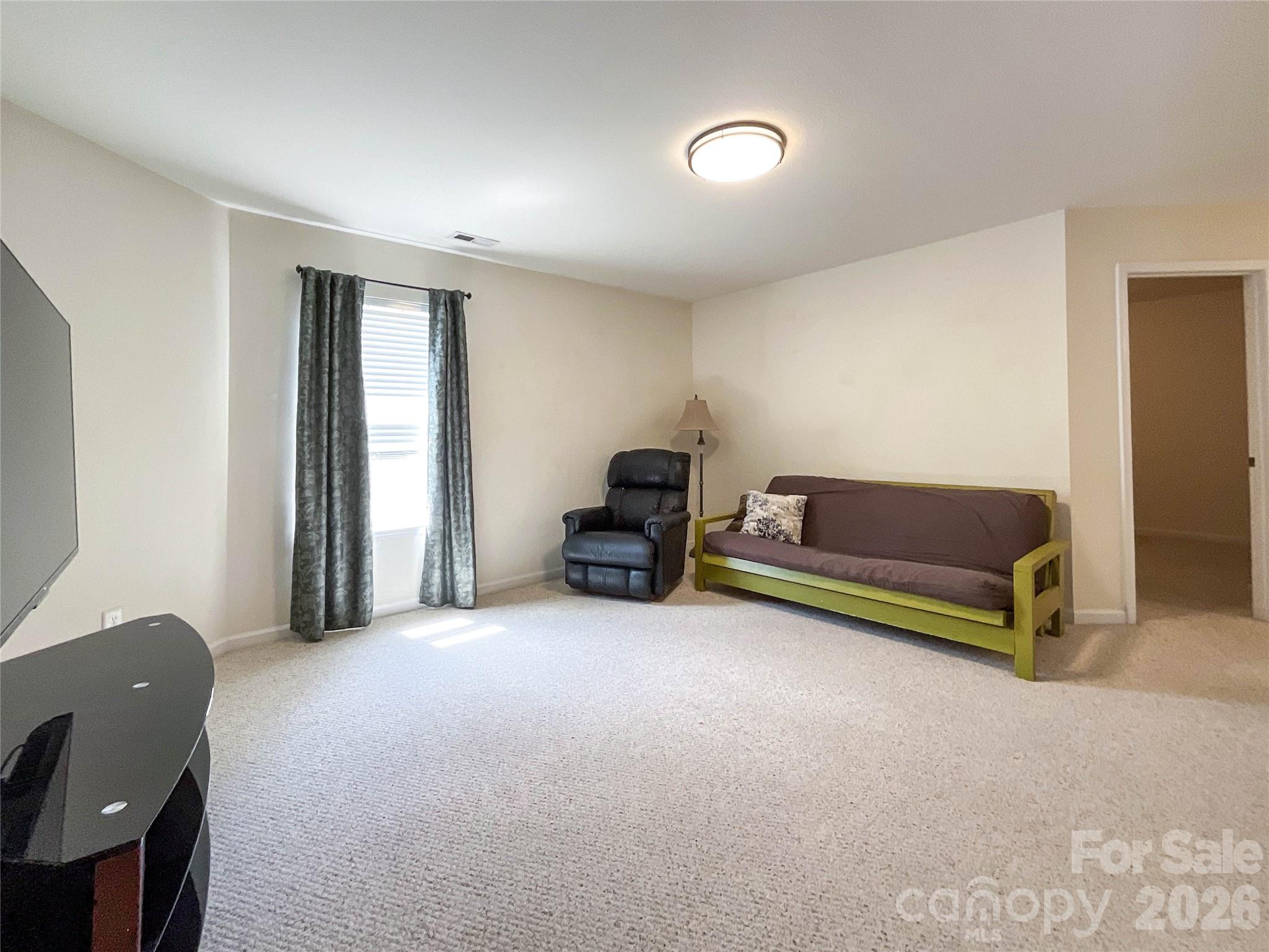 15137 Oldcorn Lane — Charlotte