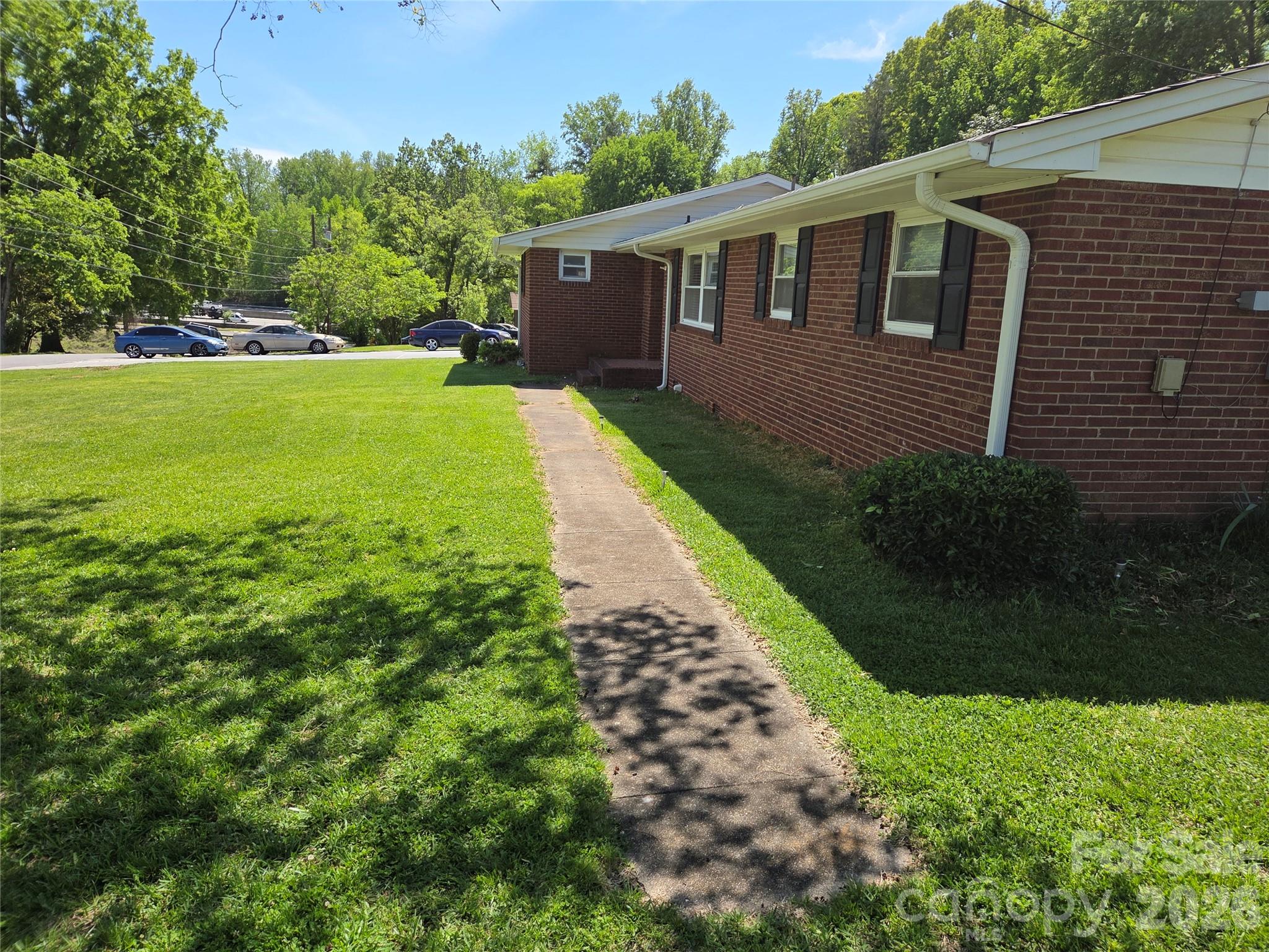 7222 Melody Lane — Charlotte