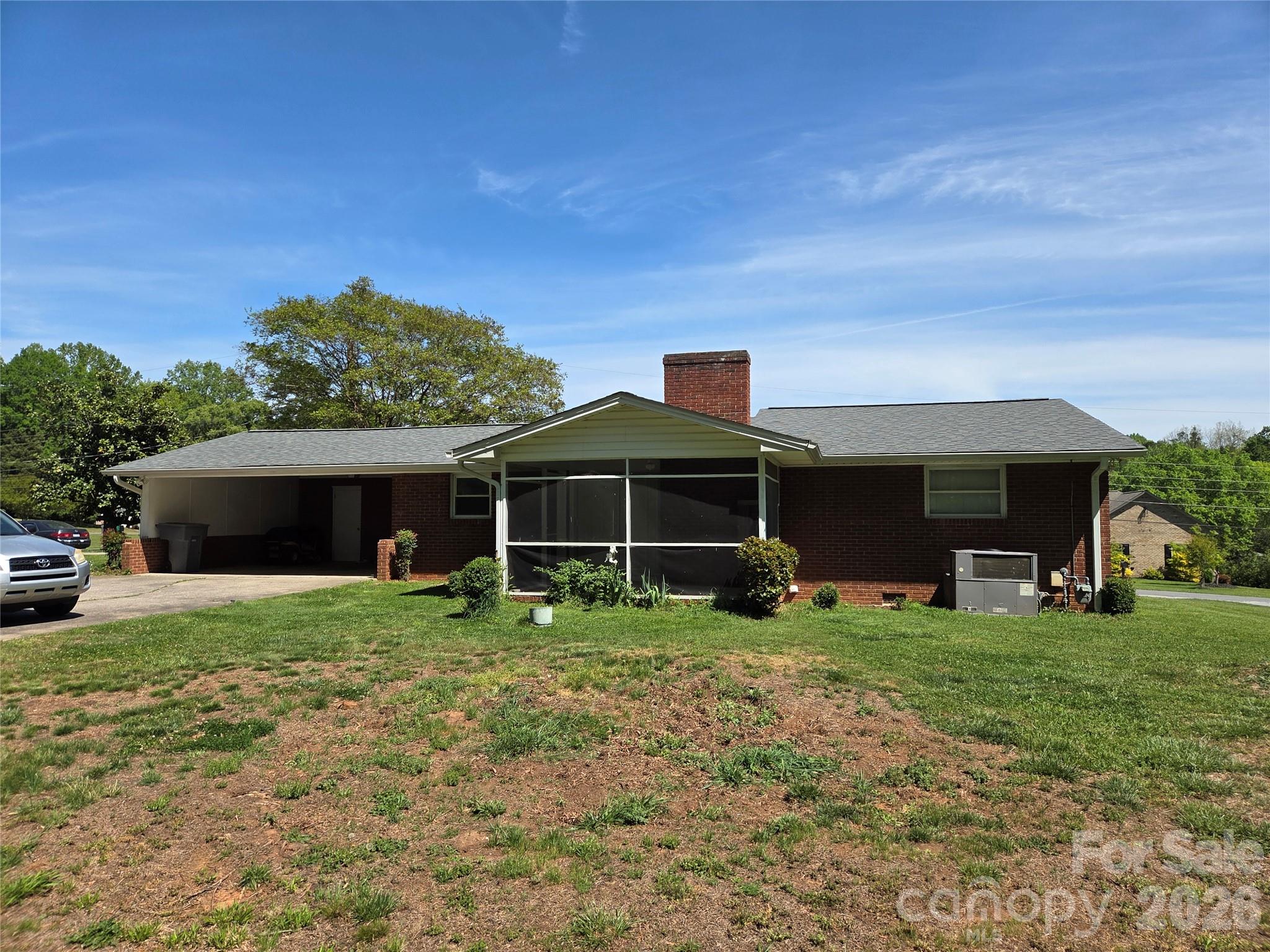 7222 Melody Lane — Charlotte