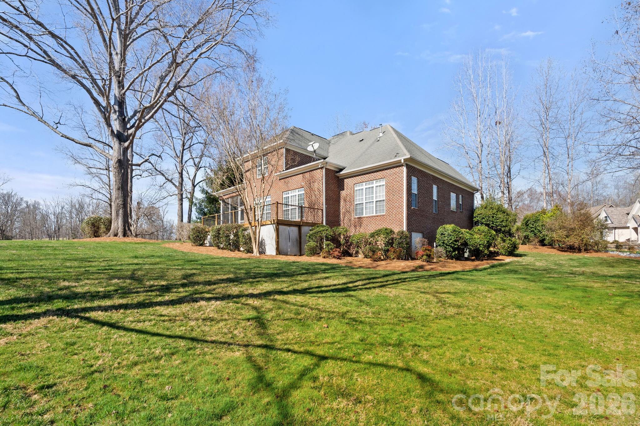 280 Brassie Lane #155 — Summerfield