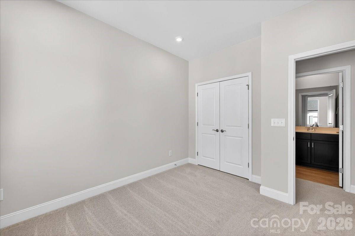 7933 Cedarsmith Court — Charlotte