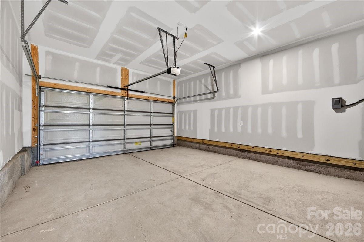 7933 Cedarsmith Court — Charlotte