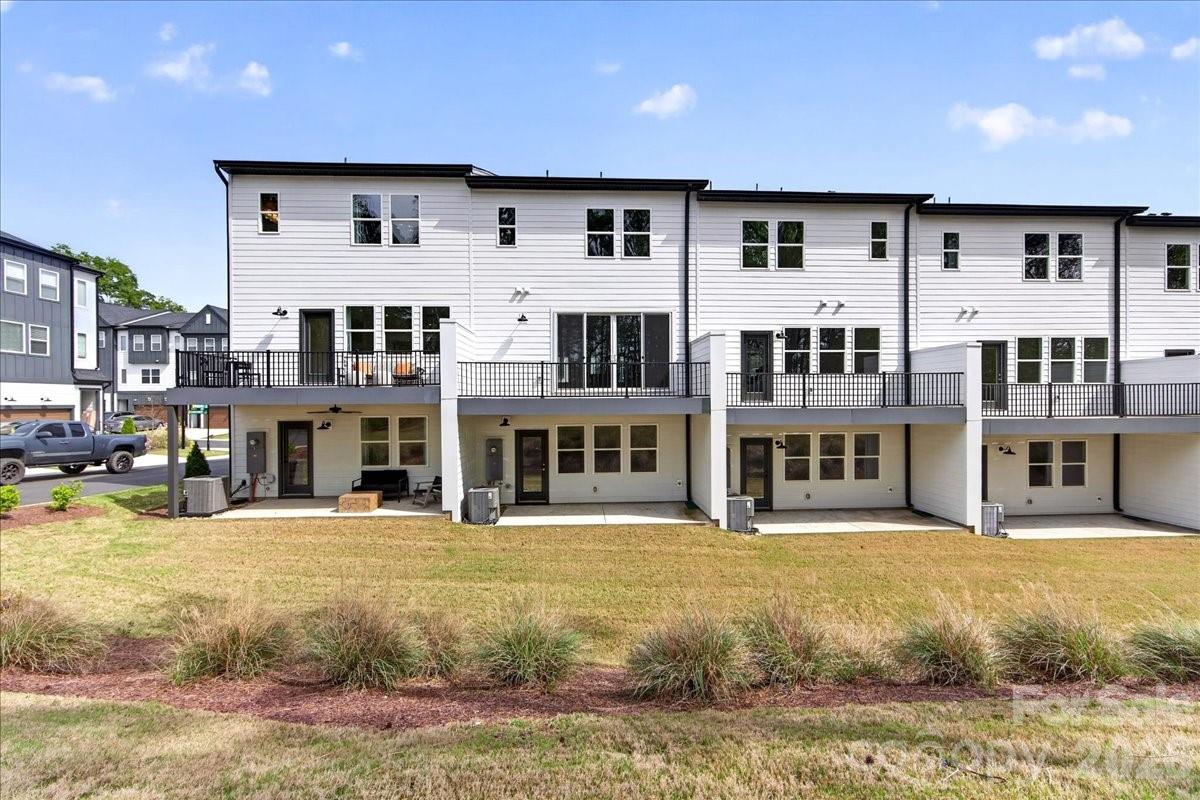 7933 Cedarsmith Court — Charlotte