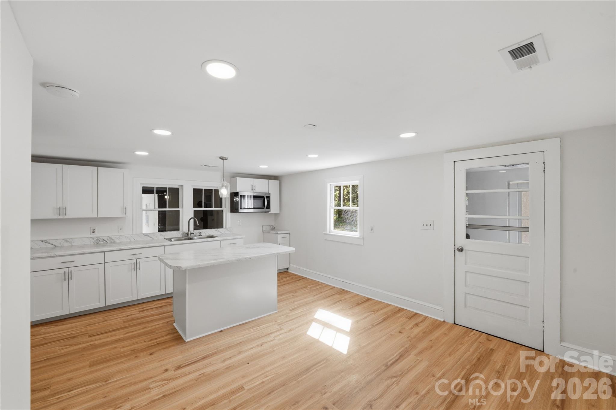 2231 Claremont Road — Newton