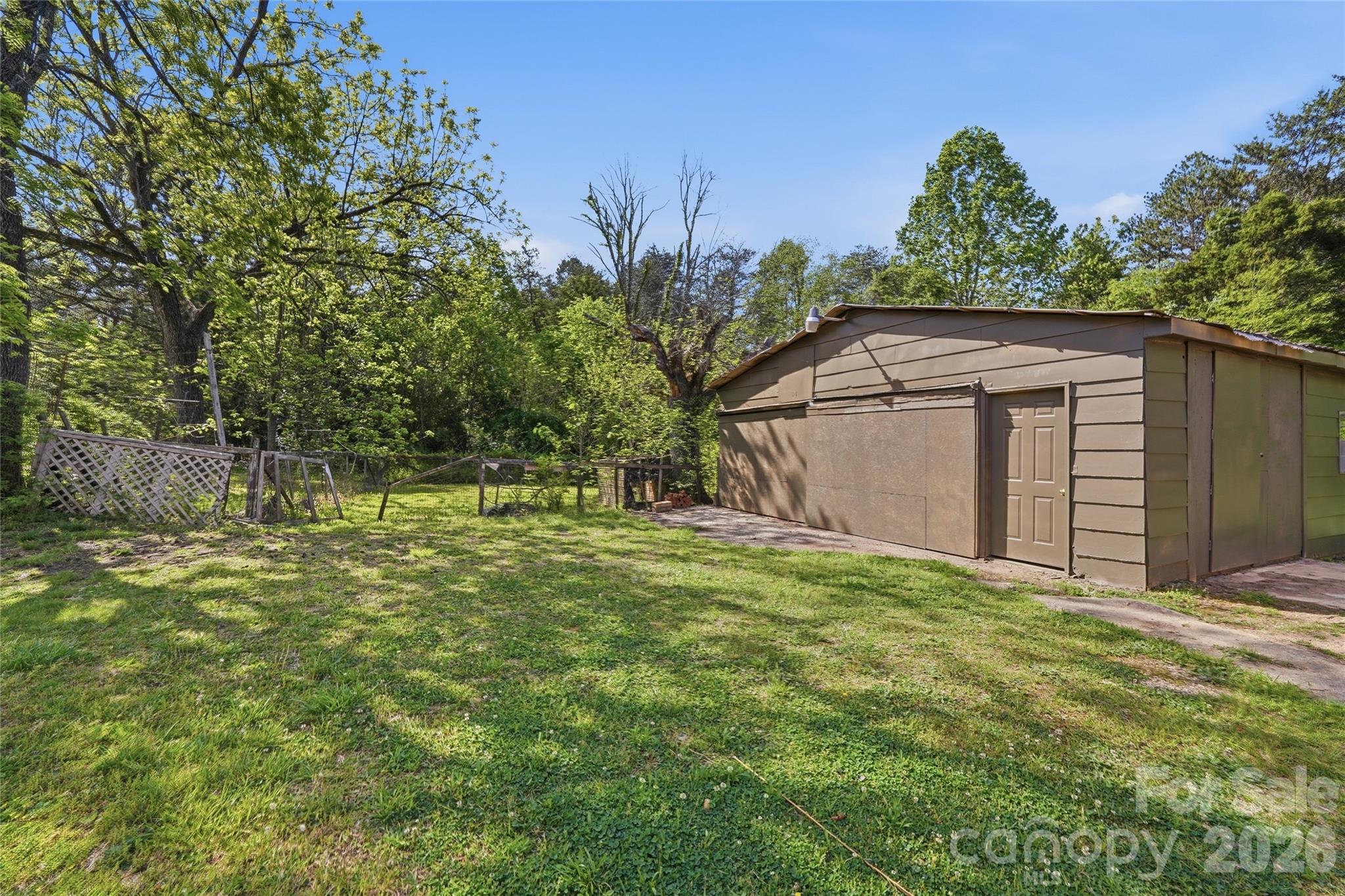 2231 Claremont Road — Newton