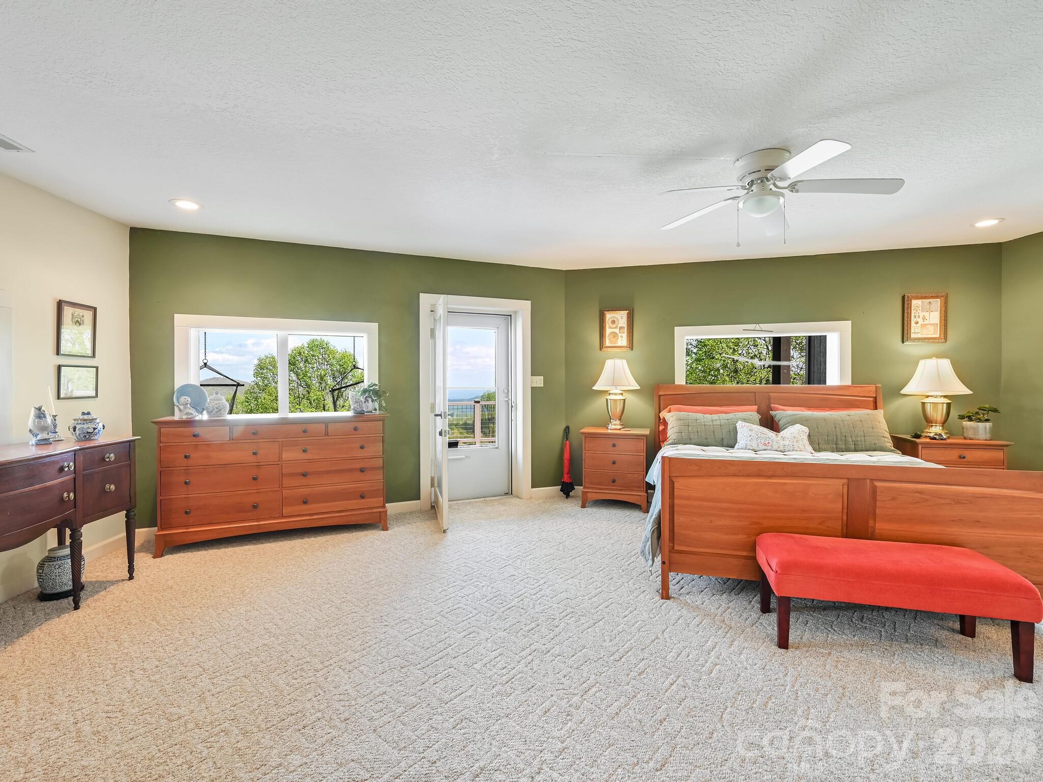 107 Fawns Rest None — Black Mountain