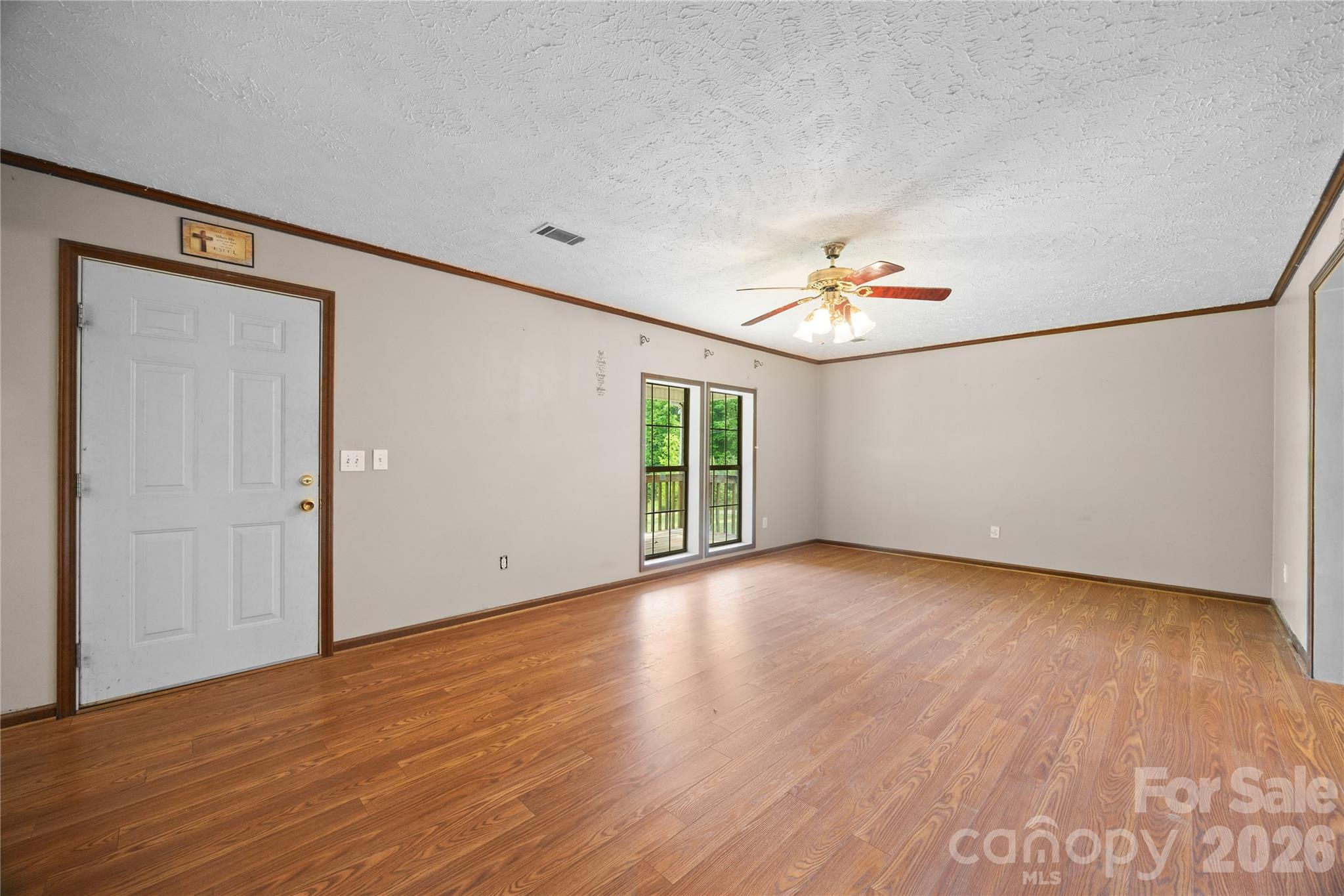 6582 Hoot Owls Hollow Road — Hickory