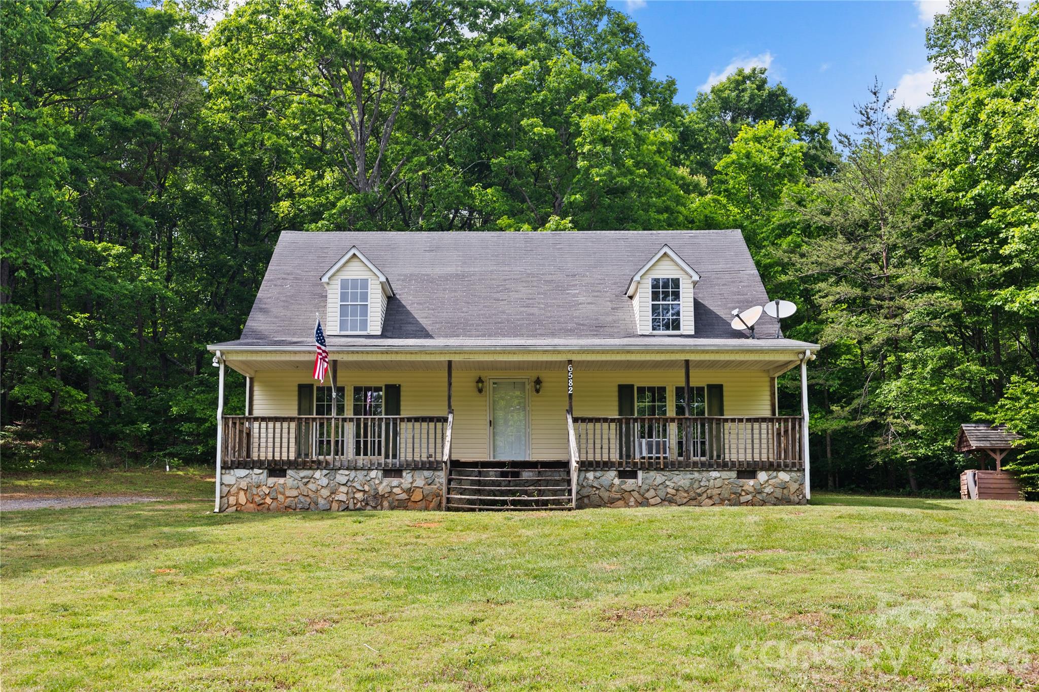 6582 Hoot Owls Hollow Road — Hickory