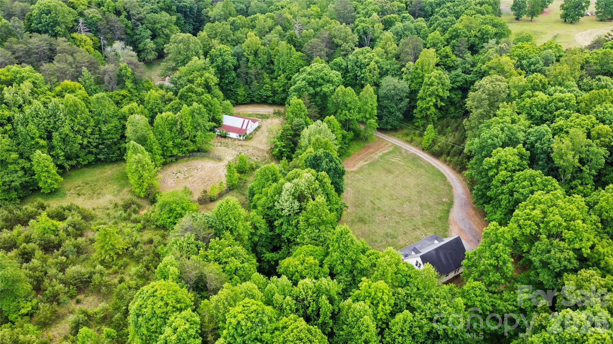 6582 Hoot Owls Hollow Road — Hickory
