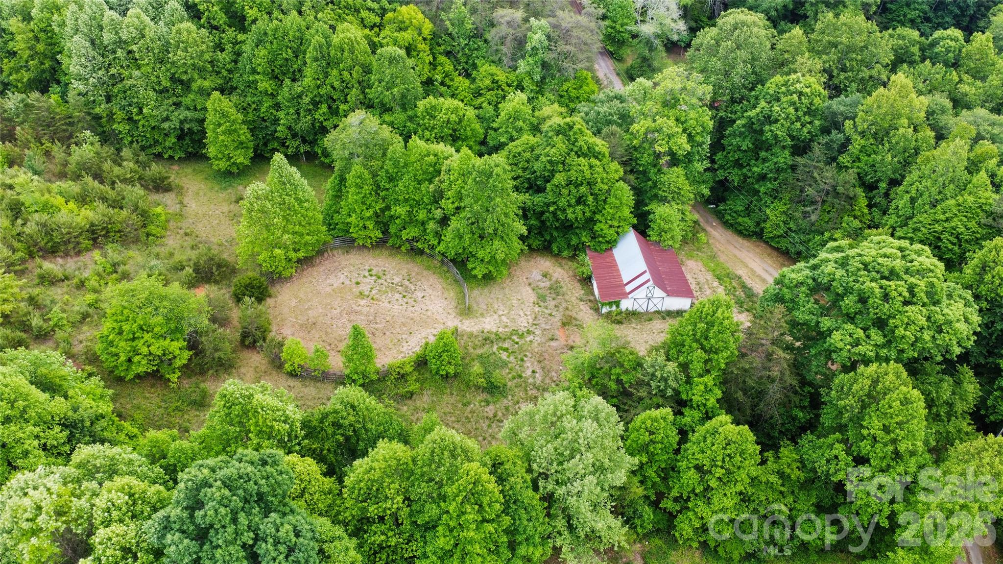 6582 Hoot Owls Hollow Road — Hickory